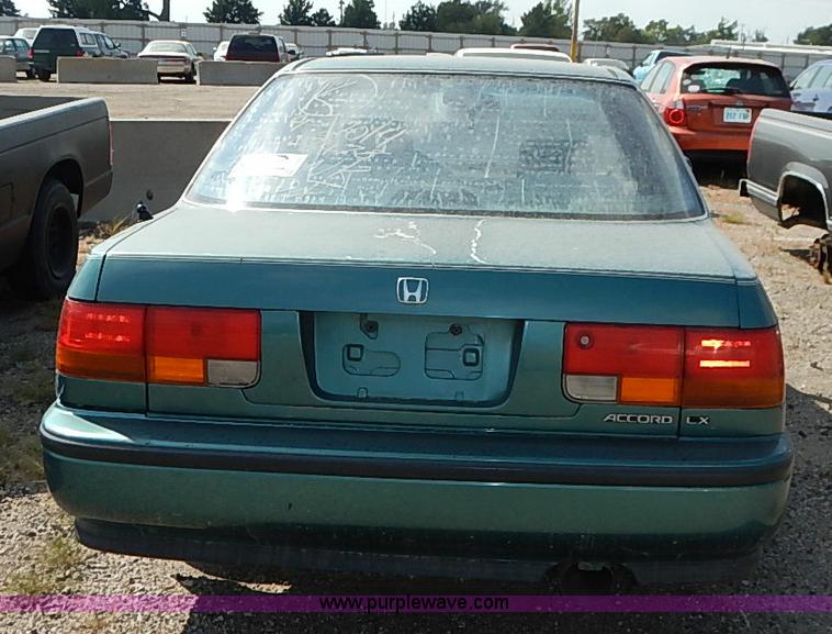 image for item I5440 1993 Honda Accord LX