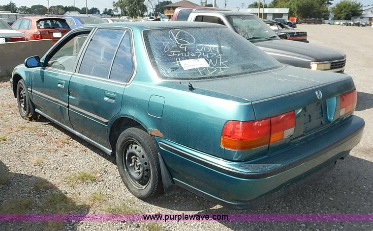 image for item I5440 1993 Honda Accord LX