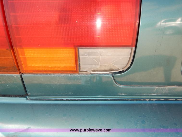 image for item I5440 1993 Honda Accord LX