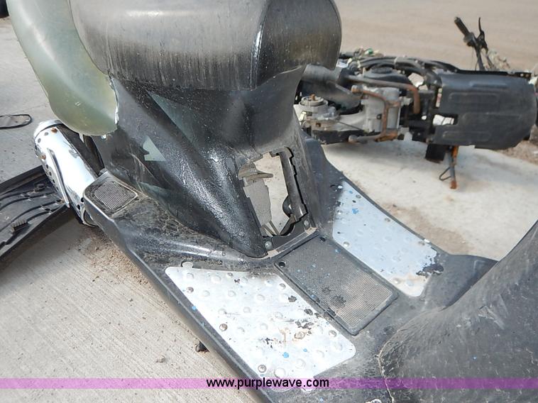 image for item I5441 2013 Bashen moped