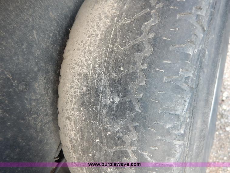 image for item I5445 2000 Dodge Durango SLT SUV