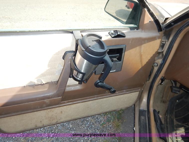 image for item I5446 1985 Pontiac 6000