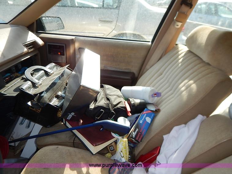 image for item I5446 1985 Pontiac 6000