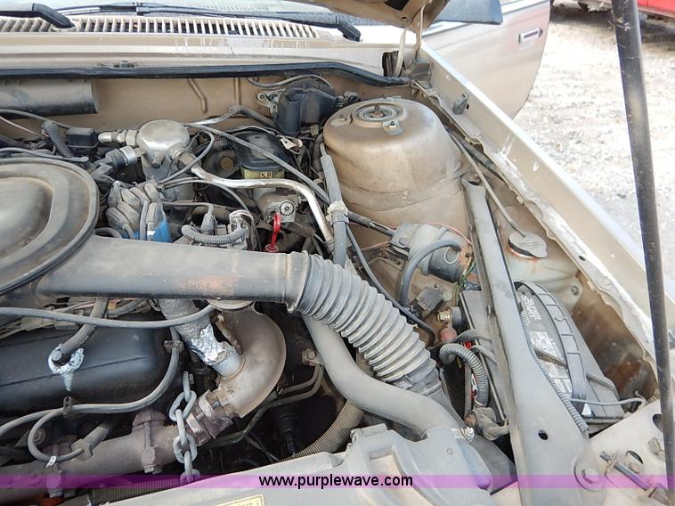 image for item I5446 1985 Pontiac 6000