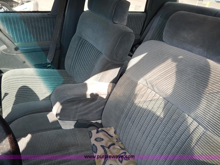 image for item I5447 1992 Buick Century Special