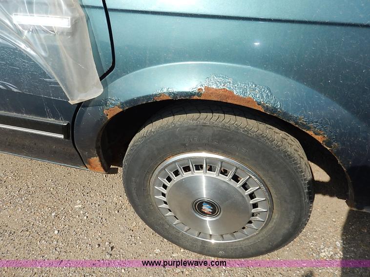 image for item I5447 1992 Buick Century Special
