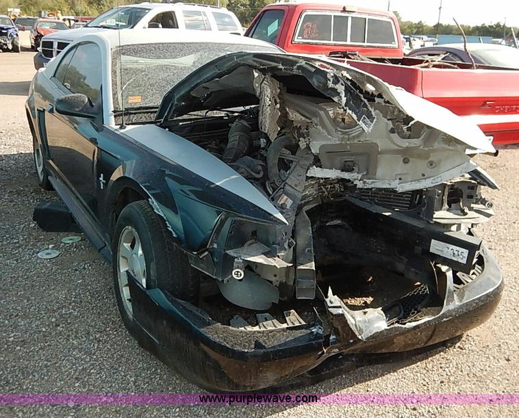 image for item I5449 2000 Ford Mustang