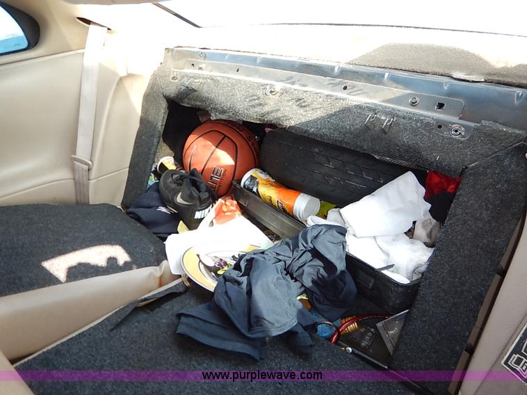 image for item I5449 2000 Ford Mustang