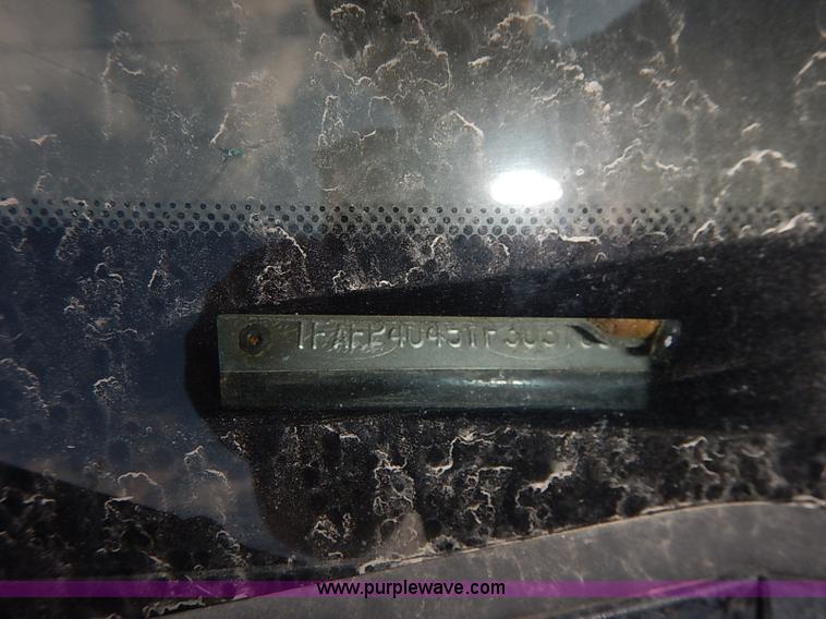 image for item I5449 2000 Ford Mustang