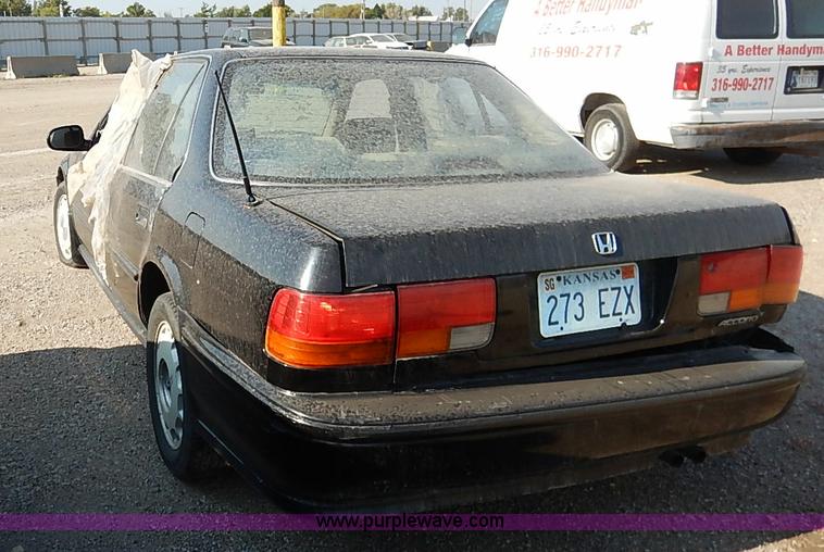 image for item I5452 1993 Honda Accord EX