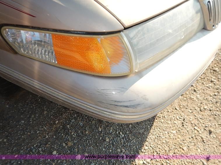 image for item I5453 1996 Lincoln Continental