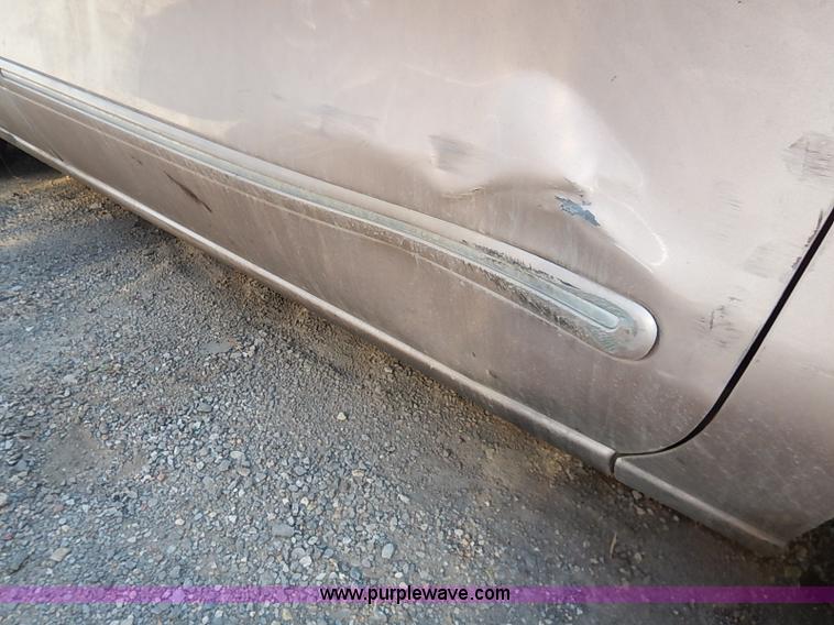 image for item I5453 1996 Lincoln Continental