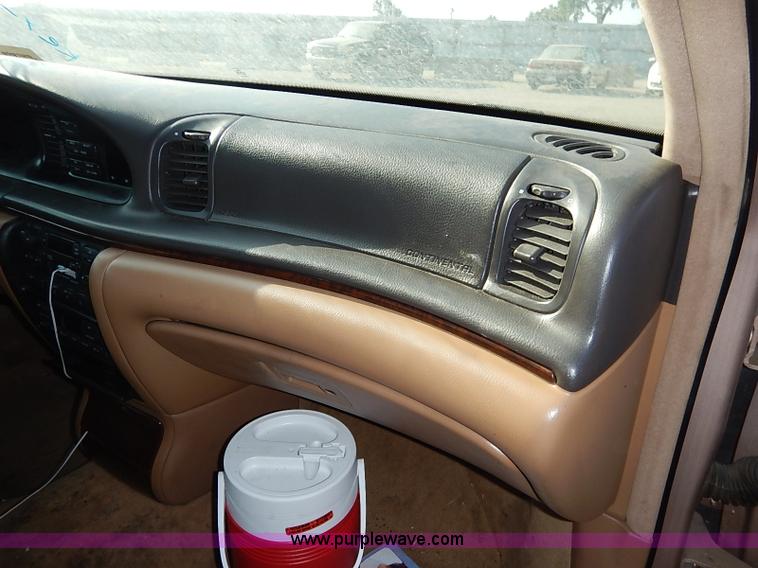 image for item I5453 1996 Lincoln Continental