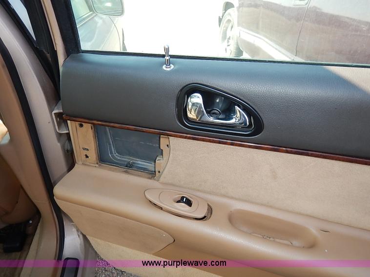 image for item I5453 1996 Lincoln Continental