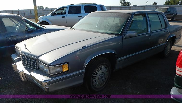 image for item I5454 1991 Cadillac DeVille
