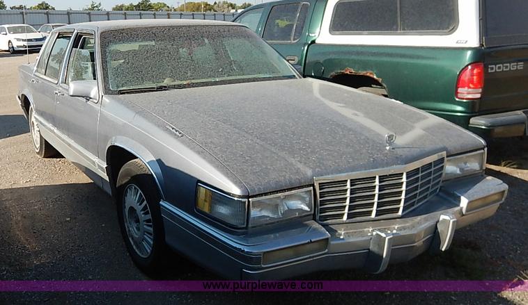 image for item I5454 1991 Cadillac DeVille