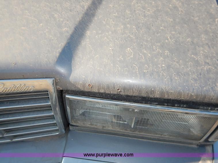 image for item I5454 1991 Cadillac DeVille