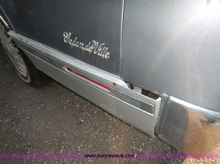 image for item I5454 1991 Cadillac DeVille