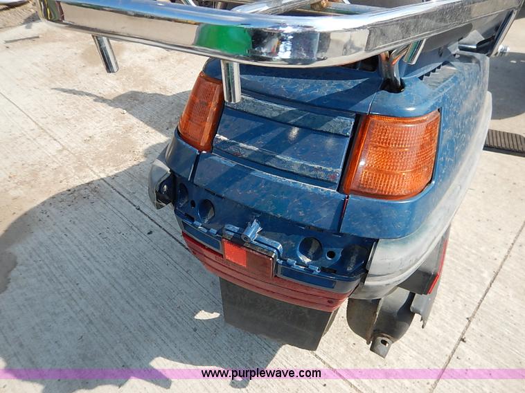 image for item I5458 1987 Honda MC moped