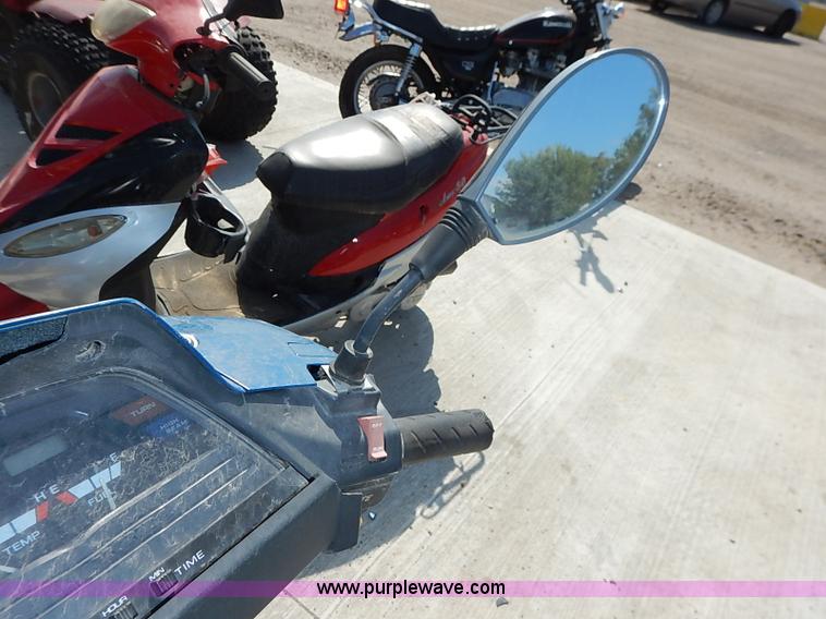 image for item I5458 1987 Honda MC moped