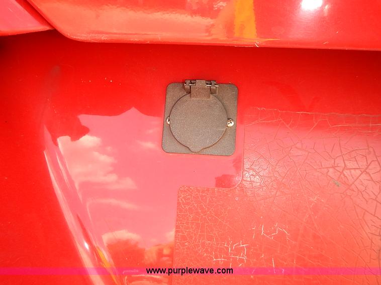 image for item BA9586 2004 Freightliner Columbia semi truck