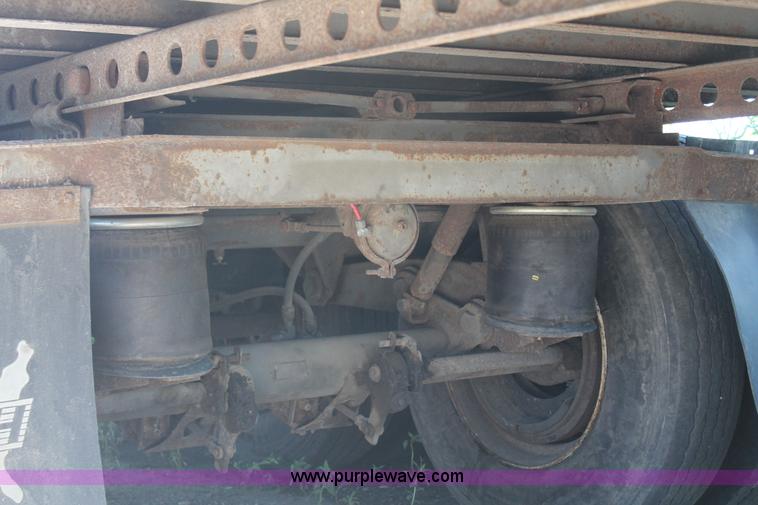 image for item E4296 1998 Wabash P-102CW dry van trailer