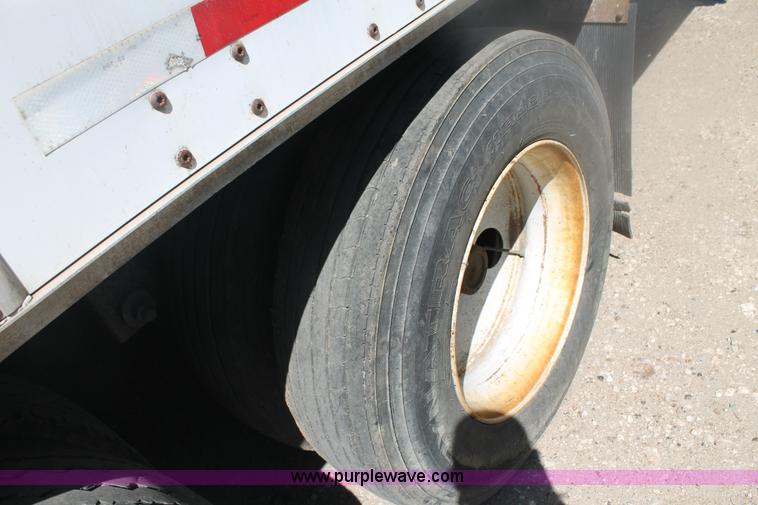 image for item E4296 1998 Wabash P-102CW dry van trailer