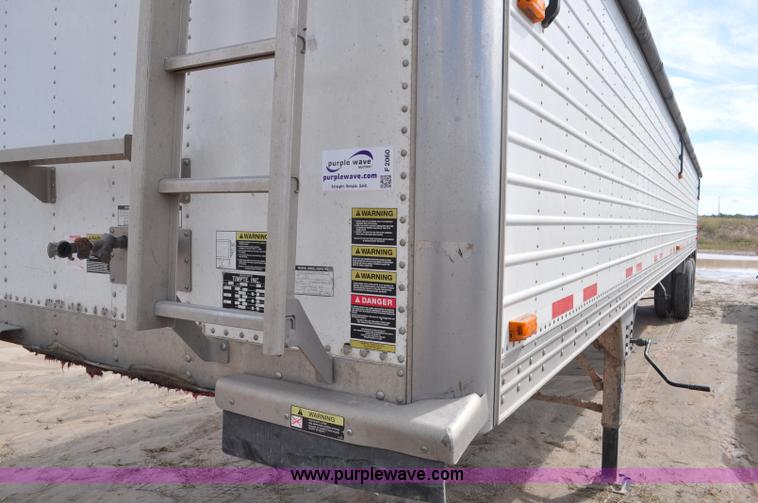 image for item F2060 2007 Timpte double hopper bottom grain trailer