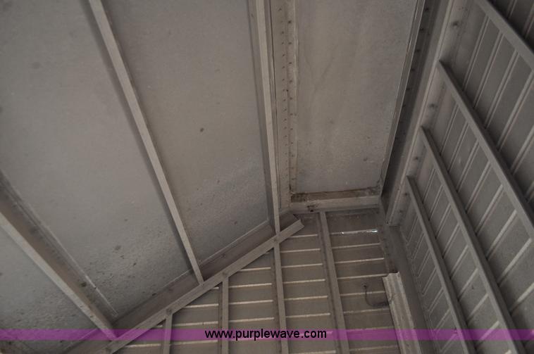 image for item F2060 2007 Timpte double hopper bottom grain trailer