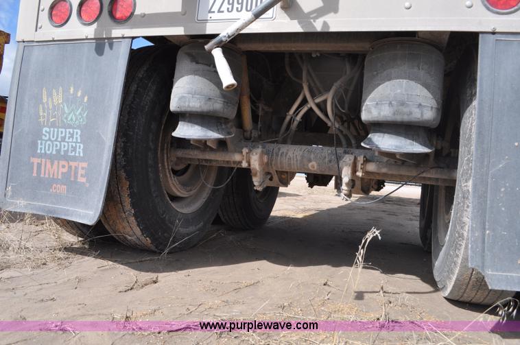 image for item F2060 2007 Timpte double hopper bottom grain trailer