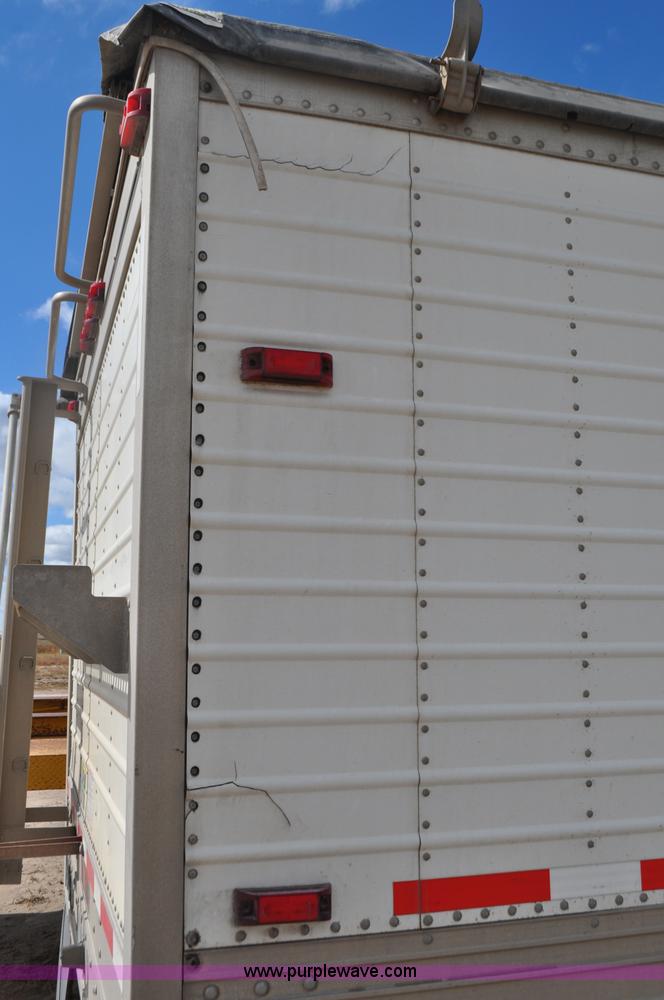 image for item F2060 2007 Timpte double hopper bottom grain trailer