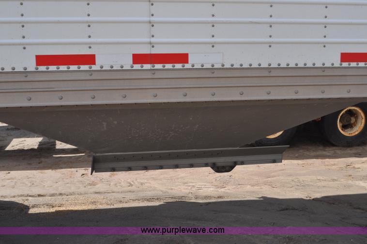 image for item F2060 2007 Timpte double hopper bottom grain trailer