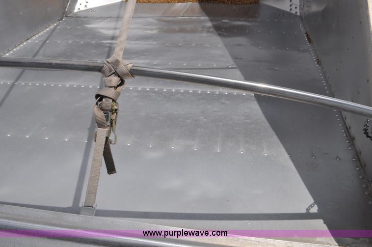 image for item F2060 2007 Timpte double hopper bottom grain trailer