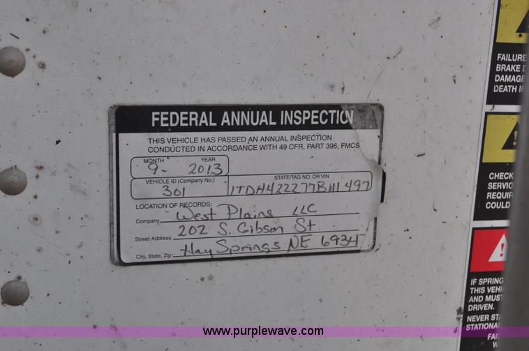 image for item F2060 2007 Timpte double hopper bottom grain trailer