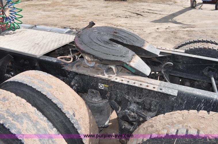 image for item F2061 2008 Kenworth W900 semi truck