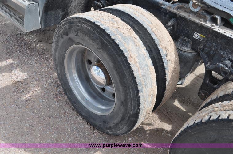 image for item F2061 2008 Kenworth W900 semi truck