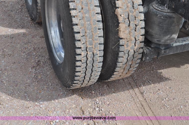 image for item F2061 2008 Kenworth W900 semi truck