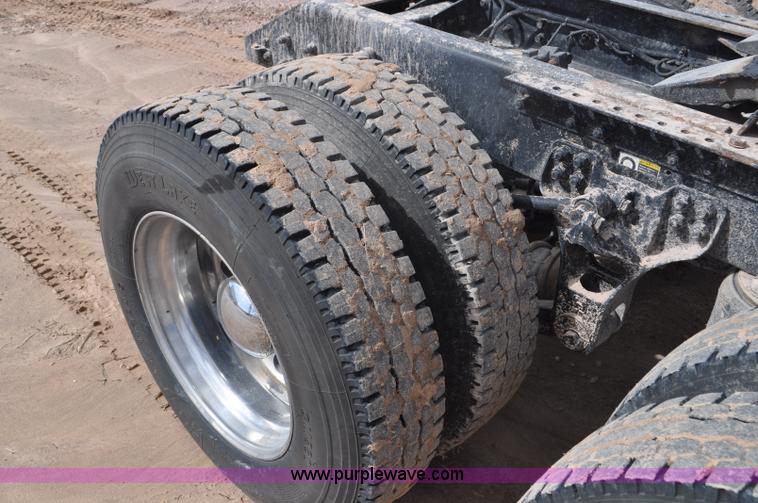 image for item F2061 2008 Kenworth W900 semi truck