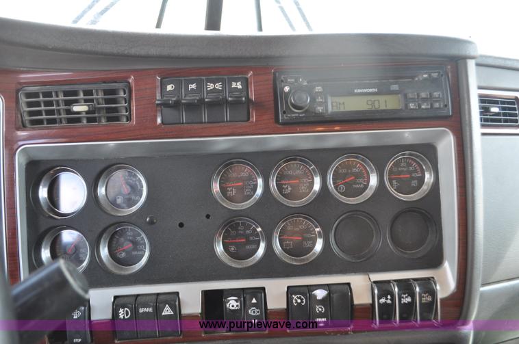 image for item F2061 2008 Kenworth W900 semi truck