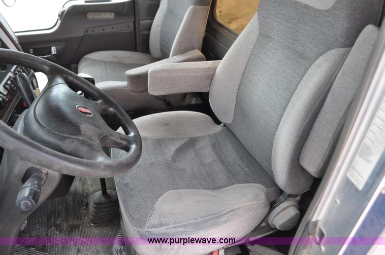 image for item F2061 2008 Kenworth W900 semi truck