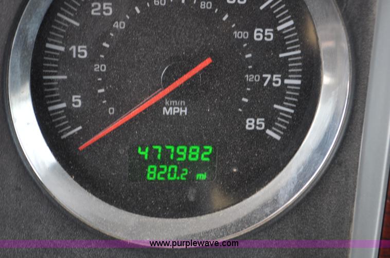 image for item F2061 2008 Kenworth W900 semi truck