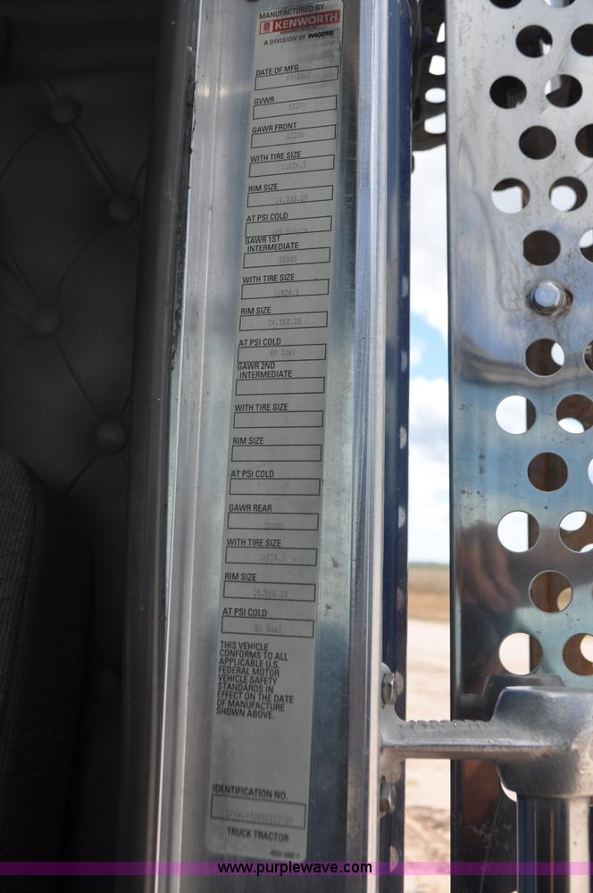 image for item F2061 2008 Kenworth W900 semi truck