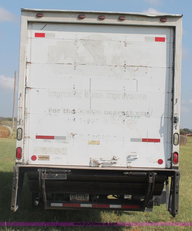 image for item H1718 2004 Chevrolet C6500 box truck