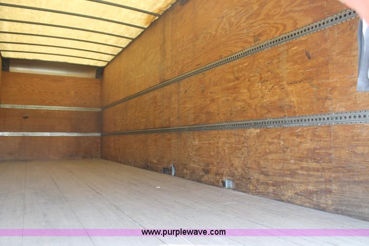 image for item H1718 2004 Chevrolet C6500 box truck