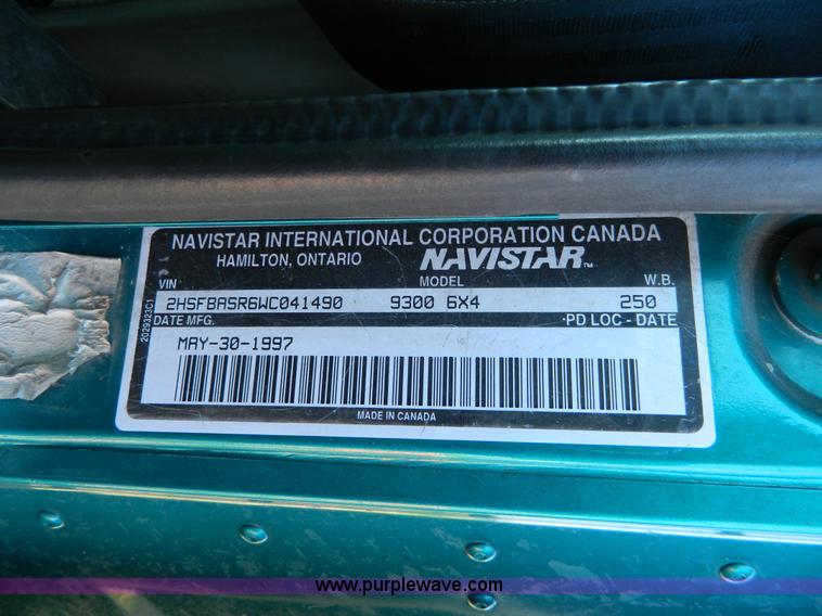 image for item H2418 1998 International F9370 Eagle semi truck