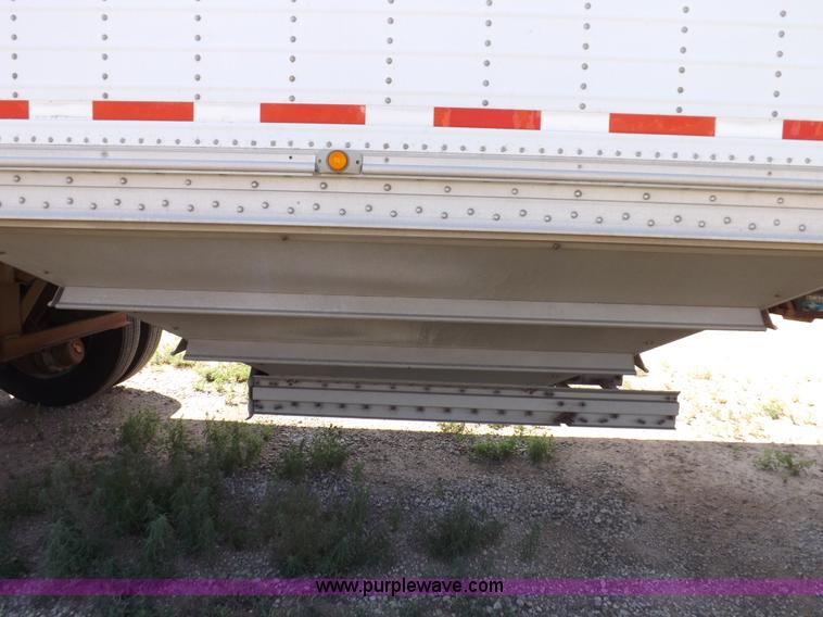 image for item H9164 2000 Wilson DWH 400 Pace Setter double hopper grain trailer