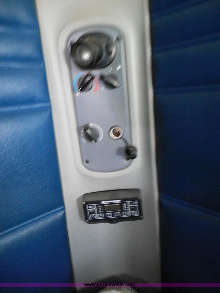 image for item I3348 2003 Freightliner Columbia CL120 semi truck