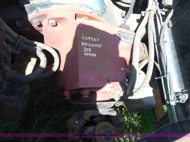 image for item I3348 2003 Freightliner Columbia CL120 semi truck