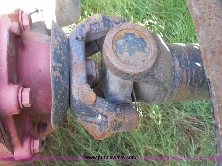 image for item I3348 2003 Freightliner Columbia CL120 semi truck