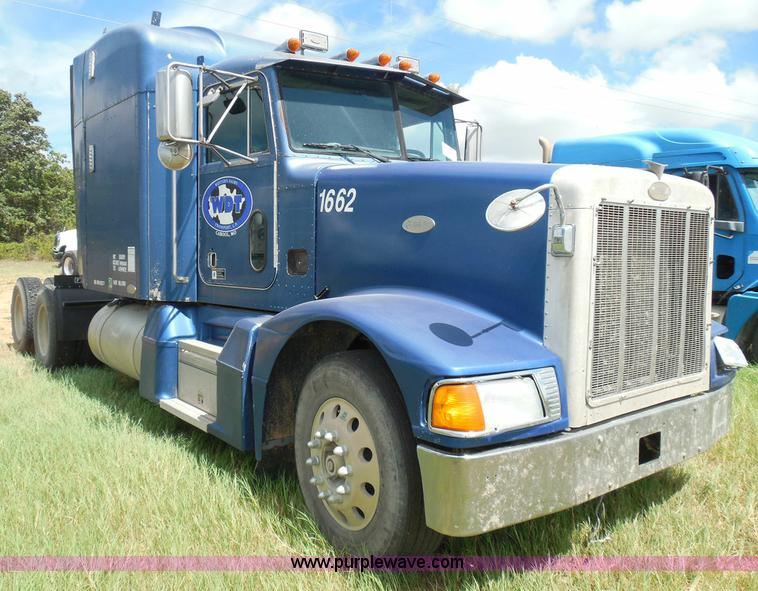 image for item I3350 1998 Peterbilt 377 semi truck